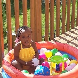 Meet your Posher, Shayla